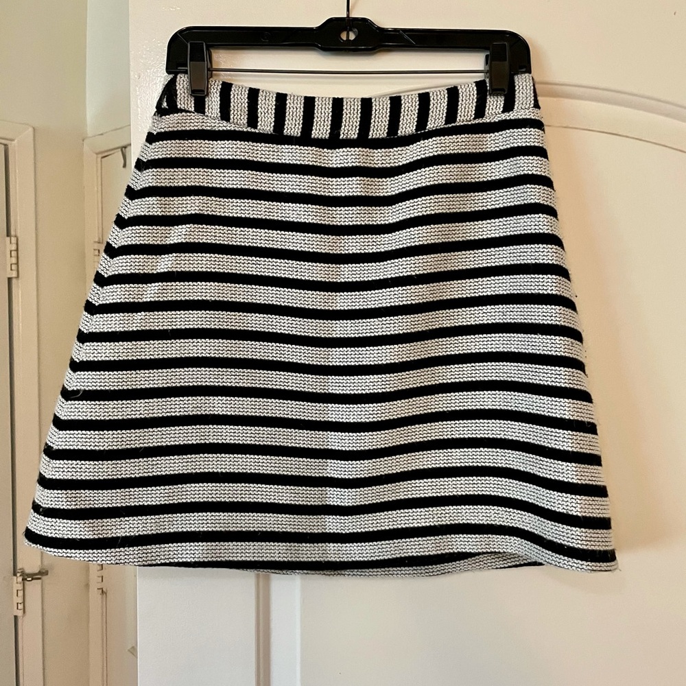 Pre-loved double lined Express A line skirt